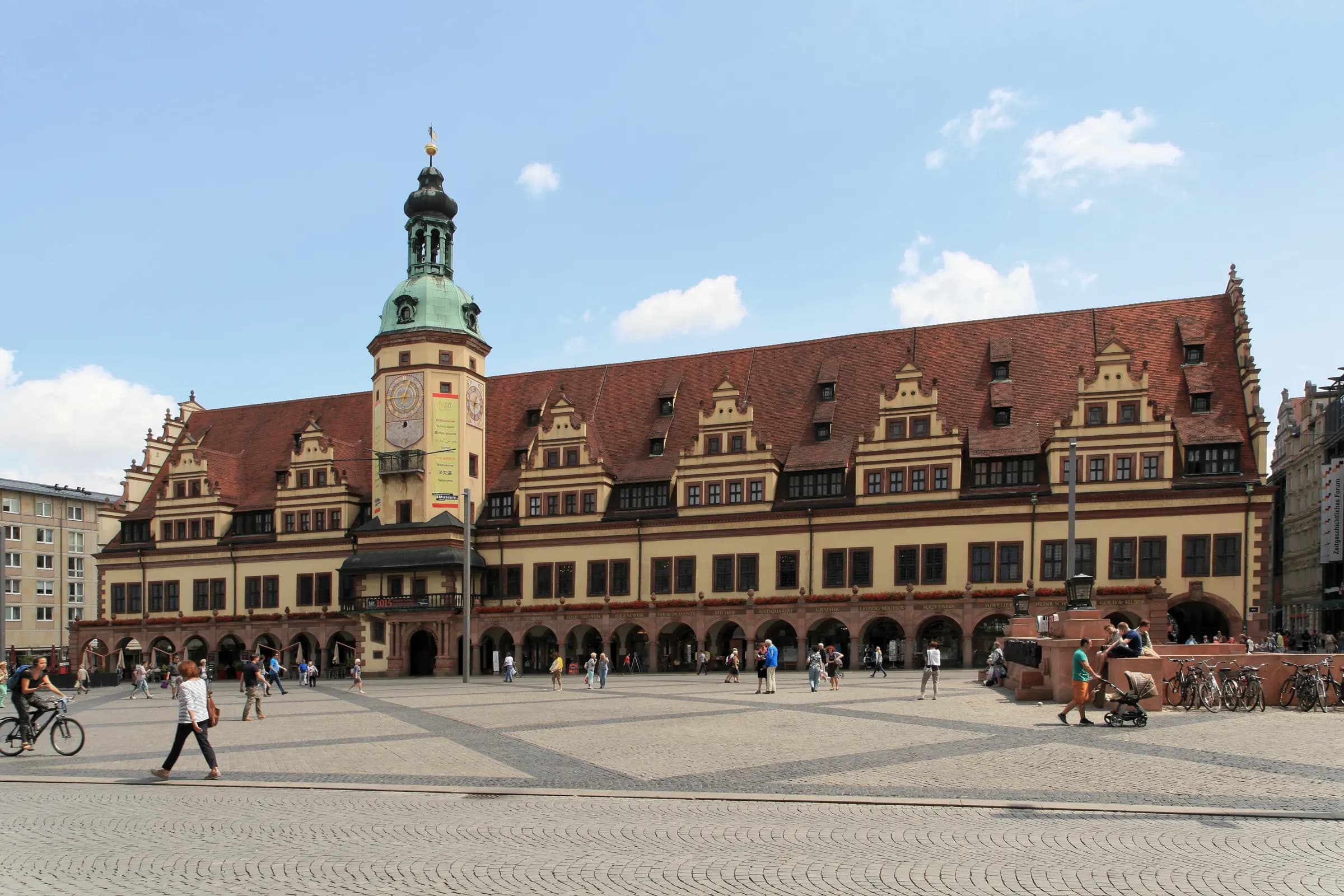 Der Leipziger Markt mit dem Alten Rathaus
