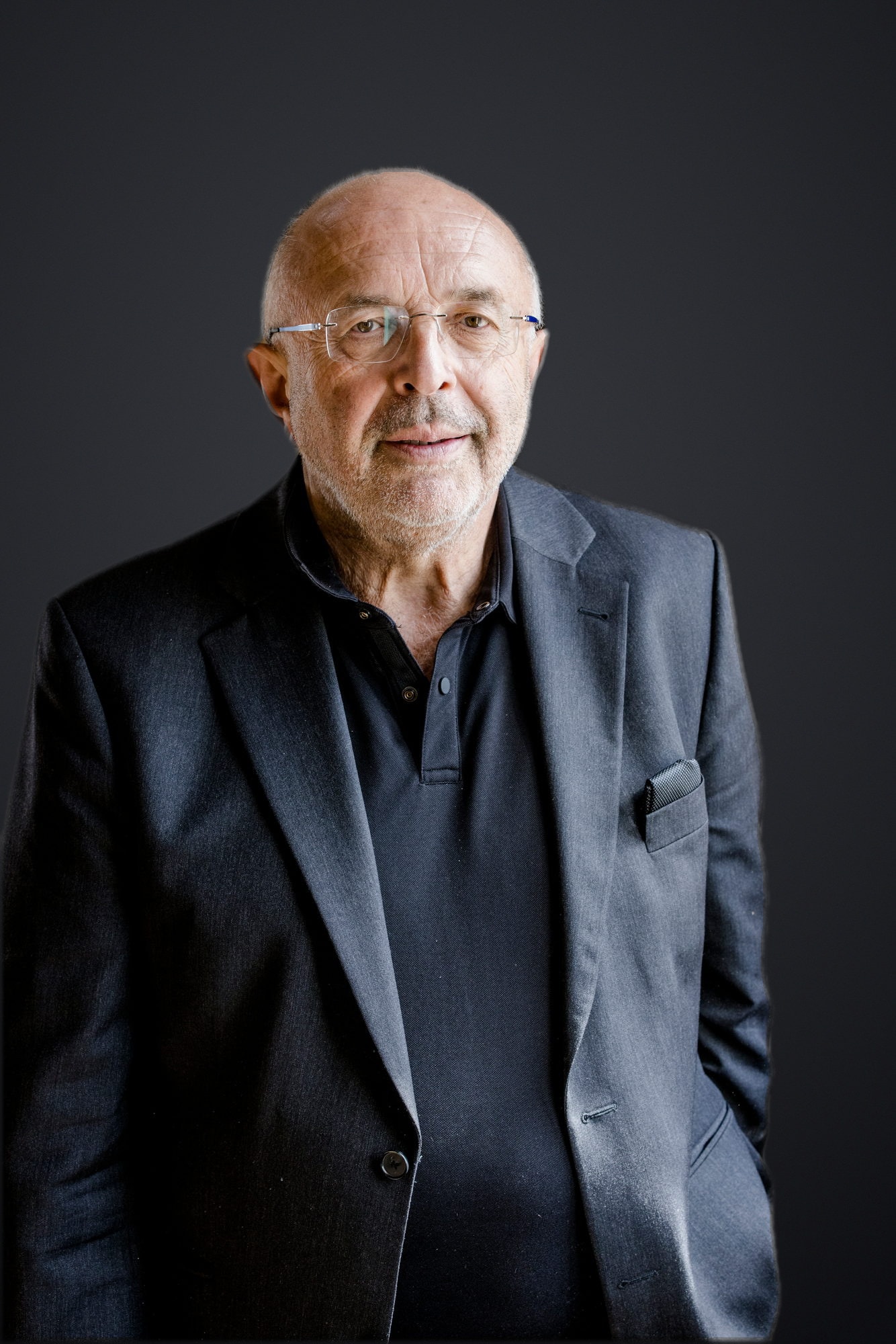 Porträt Wolfgang Merx, Verkaufsberatung bei Carat Immobilien